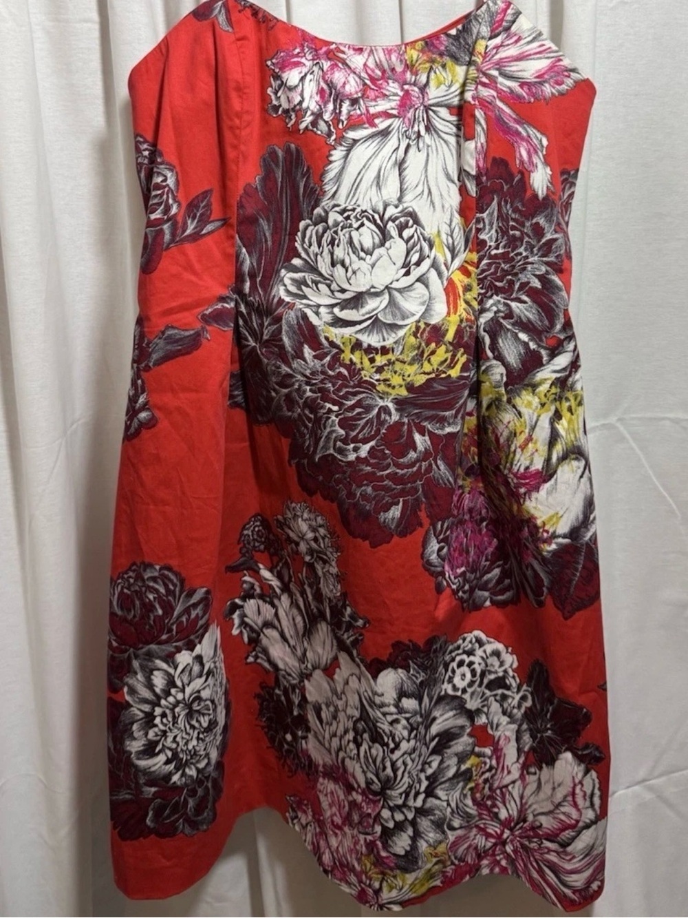 Leifsdottir Vibrant Red and White Floral Camisole Dress - Picture 6 of 6